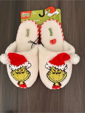Kids' Cream & Red Plush Slippers - Holiday Cozy Footwear